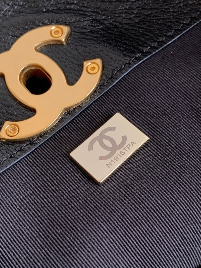 Ch**el shopping bags